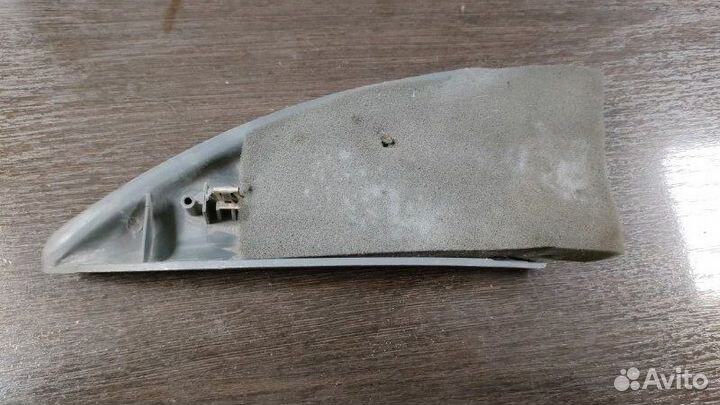 Накладка обшивки двери правая Mercedes Ml 320 W163