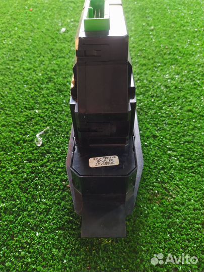 Блок управления стеклоподъемниками передний Volvo