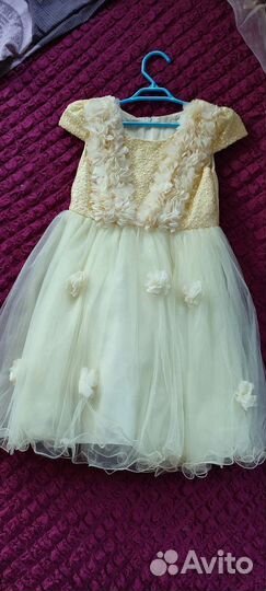 Платье праздничное