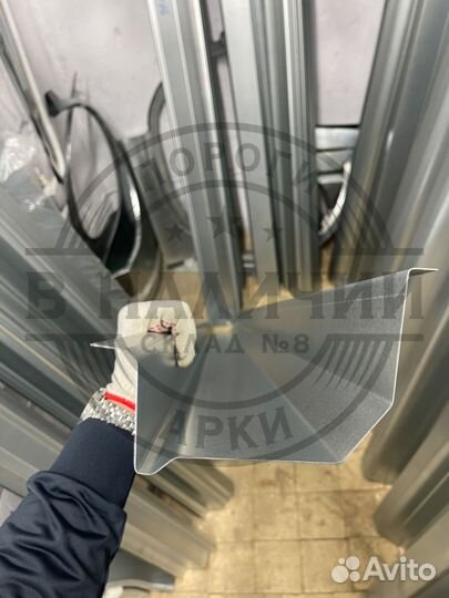 Ремонтный порог правый Land Rover Discovery 3