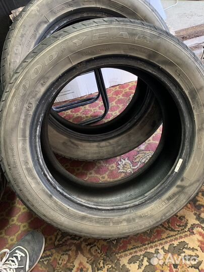 Goodyear EfficientGrip 215/55 R16 97H