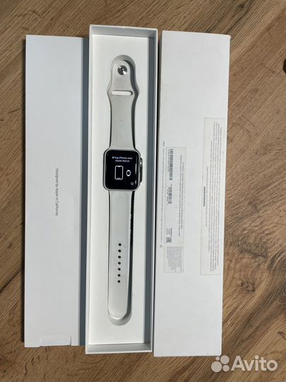 Часы Apple Watch 3 (42mm)