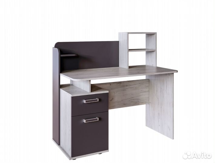 Стол письменный 