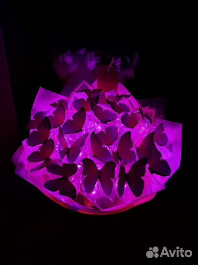 Букет из декоративных бабочек