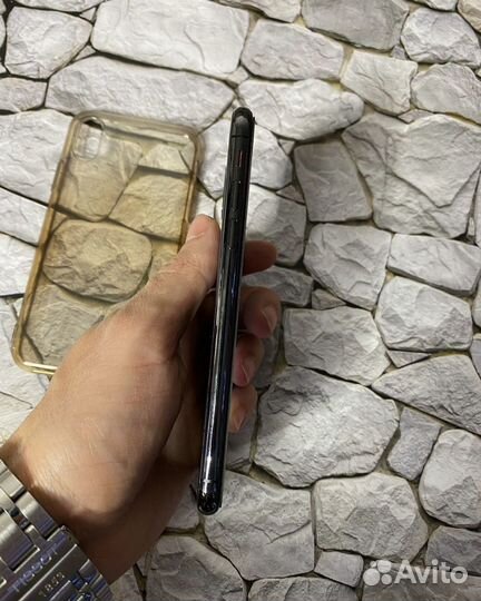 iPhone X, 64 ГБ