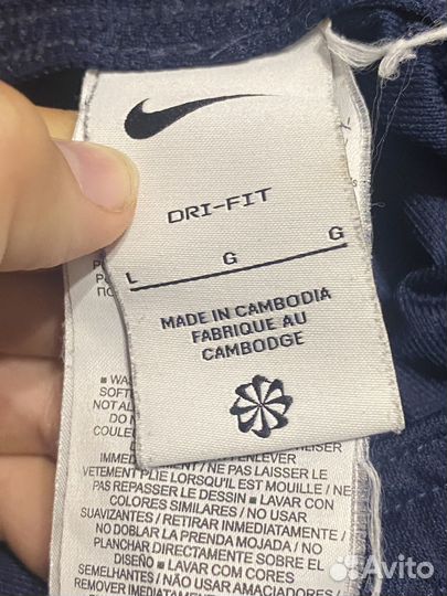 Спортивные штаны nike едет обратно