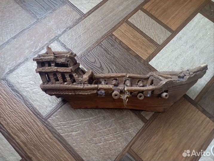 Модель корабля