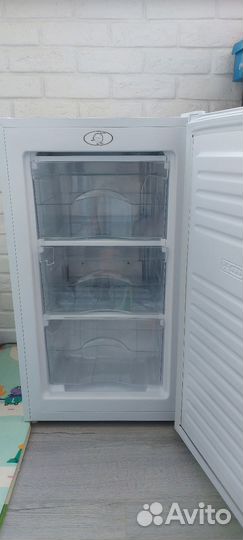 Морозильная камера Weissgauff