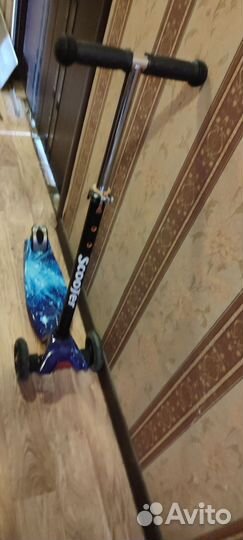 Самокат детский трехколесный со светящимися колеса