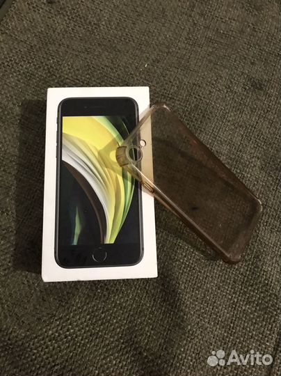 iPhone SE (2020), 64 ГБ
