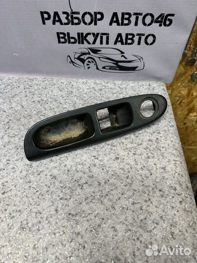 Корпус блока стеклоподъемников renault symbol