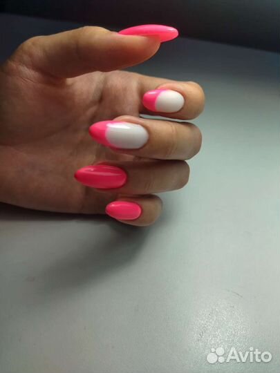 Маникюр, педикюр