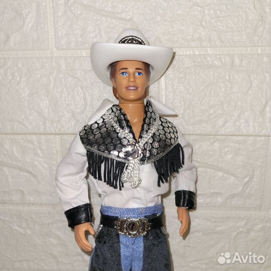 Кукла барби кен