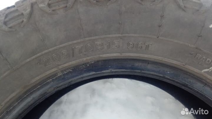 Maxxis AP2 All Season 205/70 R15