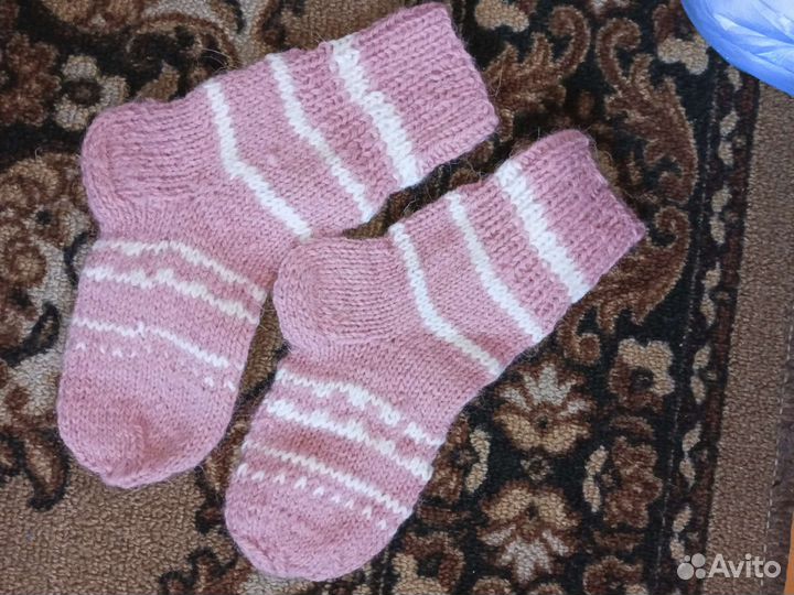 Вязаные детские носки