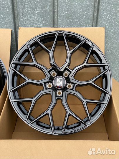 Диски Vossen HF2 style R19 5x108 Black Gloss
