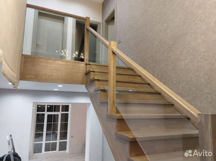 Лестница на второй этаж LES-5673