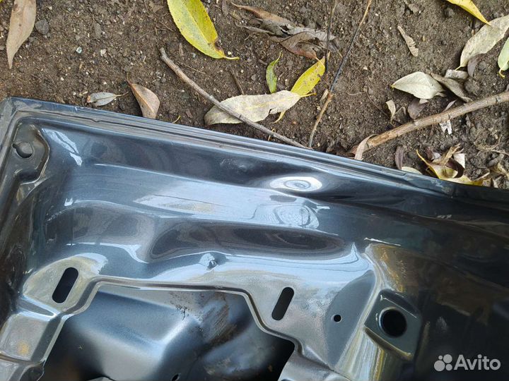 Крышка багажника Шкода Октавия 1 тур