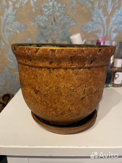 Горшок для цветов б/у