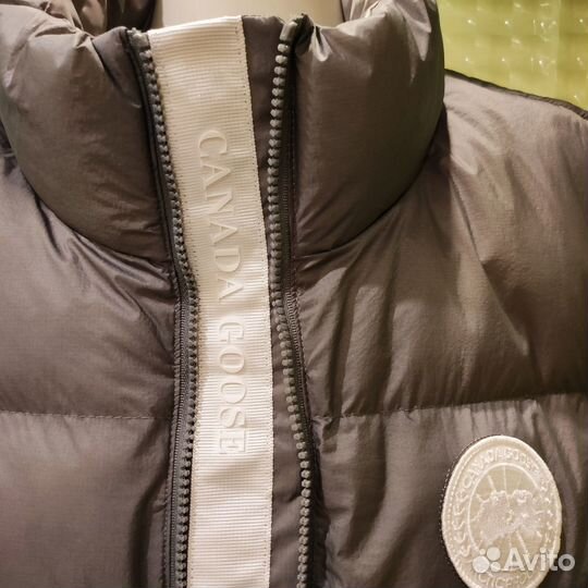 Жилетка Canada Goose Новая модель 2024