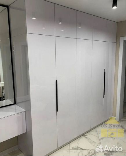 Шкаф стенка