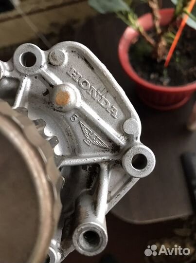 Помпа на Honda Civic