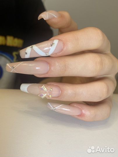Наращивание ногтей