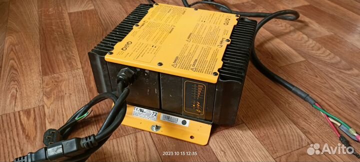 Умное Зарядное Устройство QuiQ 72 В