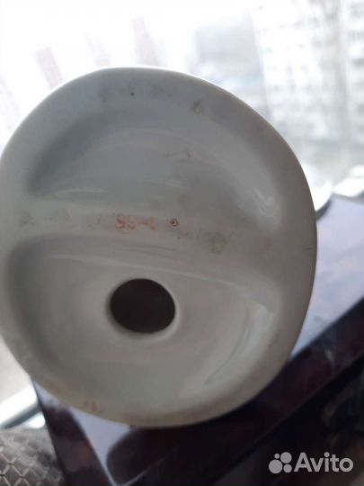 Статуэтка фарфор