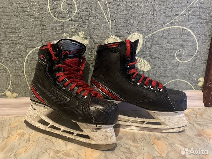 Хоккейные коньки бауэр