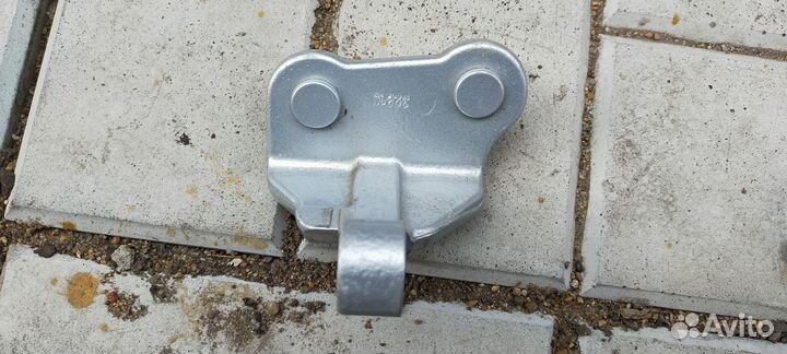 Петли дверные Мерседес w212