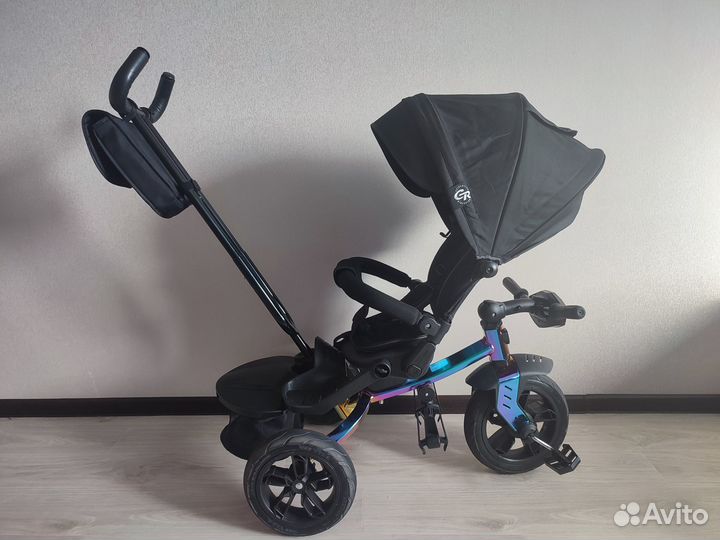 Трехколесный велосипед