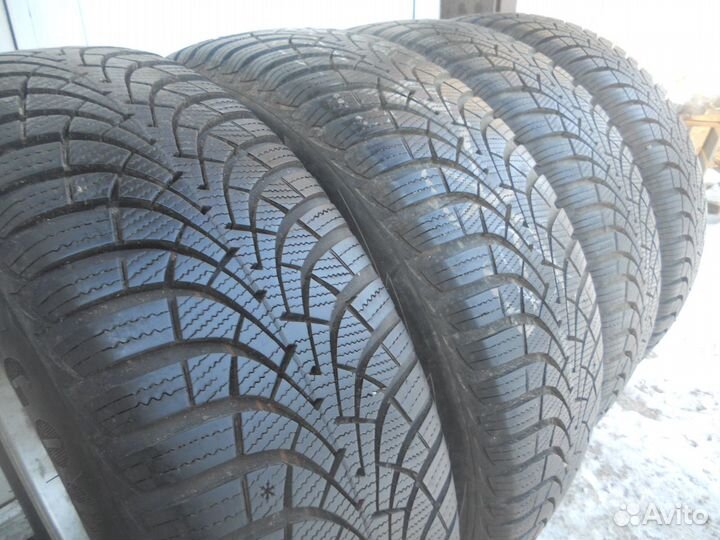 Goodyear UltraGrip 9 205/60 R16 96H