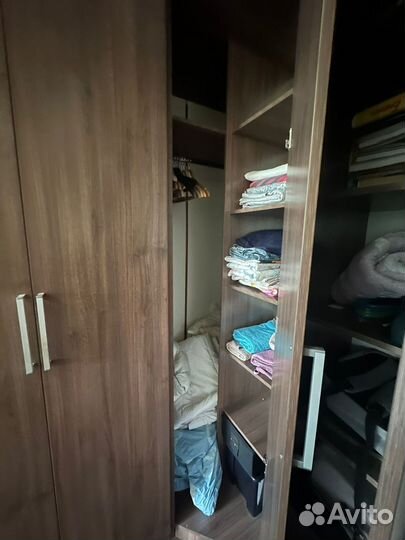 Шкаф угловой