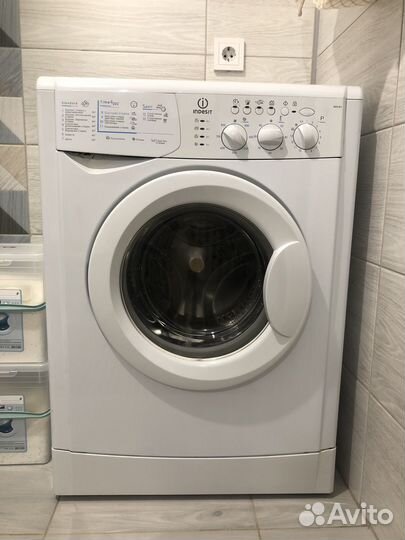 Стиральная машинка indesit wisl83