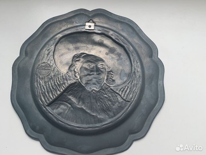 Тарелка из олова