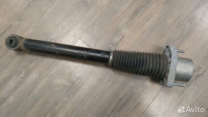 Амортизатор задний Land Rover Range Rover Sport