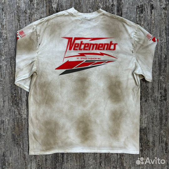 Лонгслив vetements