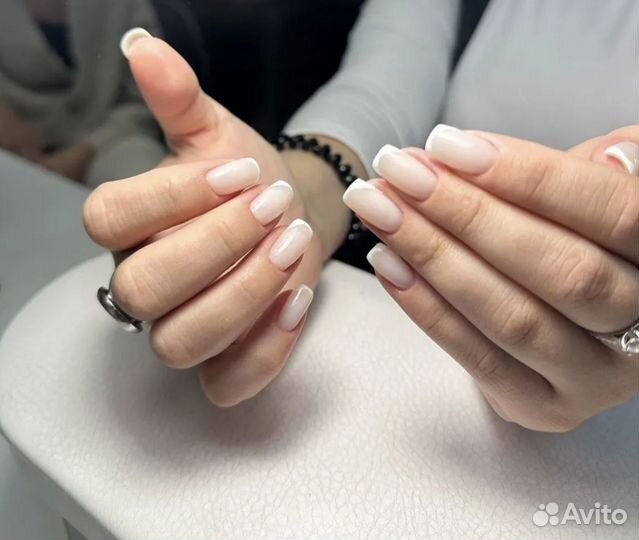Маникюр педикюр