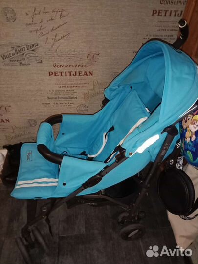 Прогулочная коляска трость