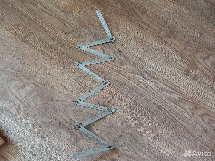 Метр складной