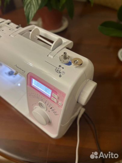 Швейная машина brother innov is 10