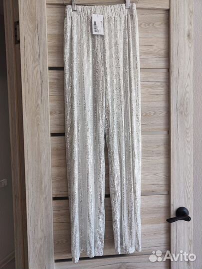 Брюки с пайетками