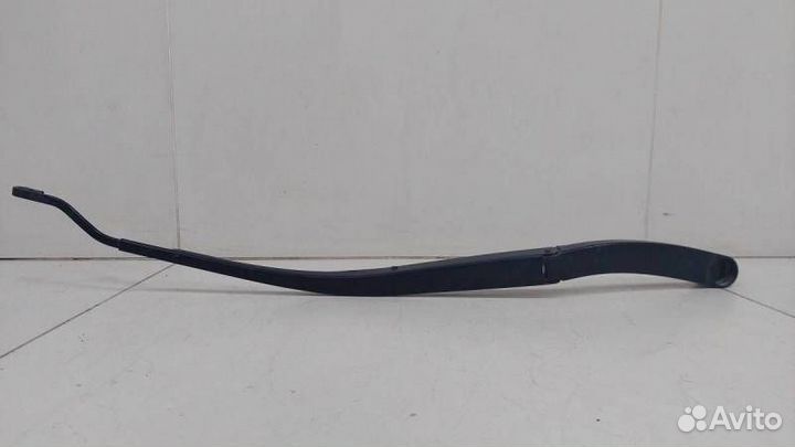 Поводок стеклоочистителя передний правый Kia Rio 4