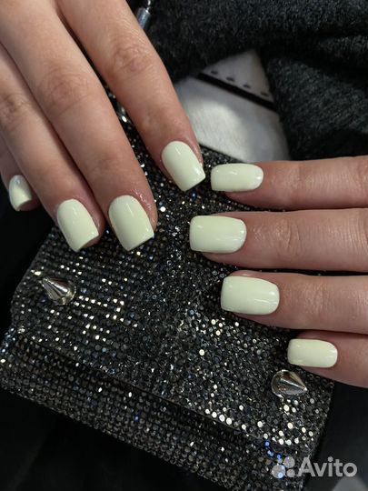 Модели/Маникюр / Педикюр / Наращивание ногтей