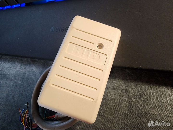 Считыватель HID ProxPoint Plus 6005