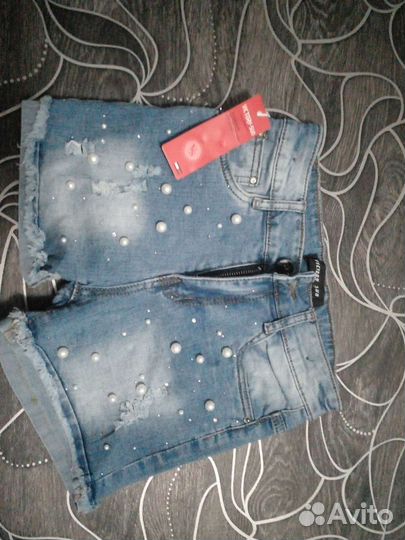 Джинсовые шорты