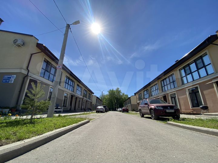 2-к. квартира, 75 м², 1/2 эт.