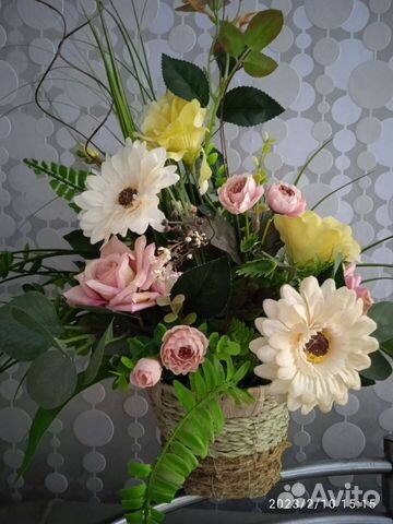 Корзиночка интерьерная(герберы, розы)