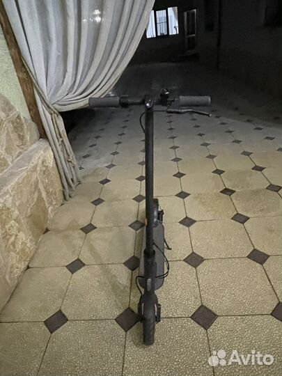 Электросамокат xiaomi